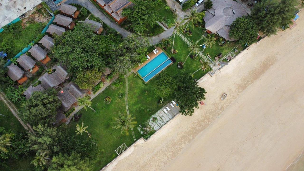 Anyavee Krabi Beach Resort バーン・クロンムアン エクステリア 写真